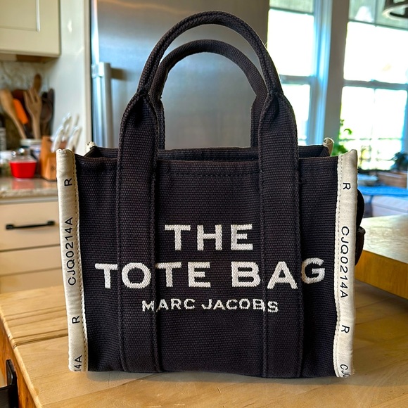 Marc Jacobs Handbags - THE TOTE BAG by MARC JACOBS(Small)